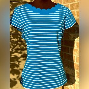 NWT ANNE KLEIN sXL scalloped neck top Beautiful rich teal color! Cap sleeves